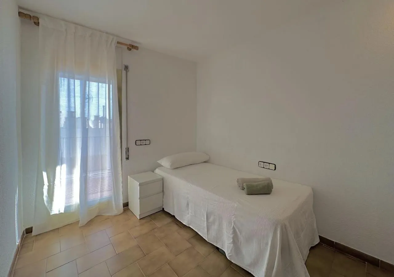Amplio Piso Para 6 Personas Apartment Cambrils Spain