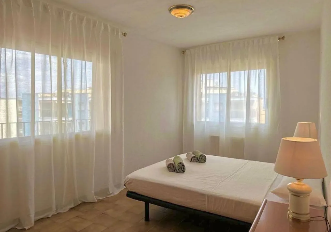 Amplio Piso Para 6 Personas Apartment Cambrils 0*,